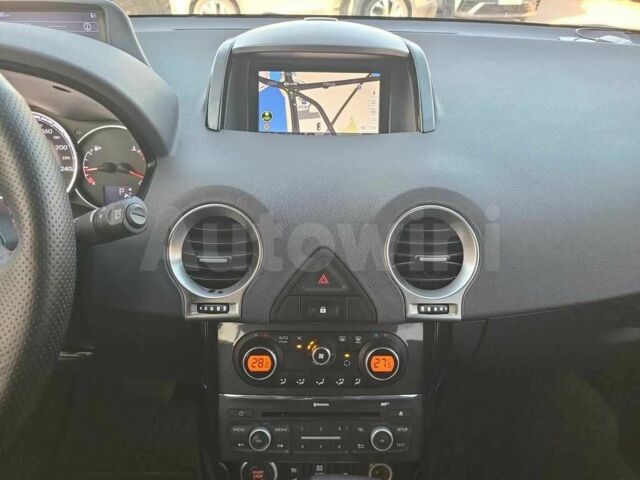 Рено Колеос 2015 в Киеве на Automoto.ua Белый Рено Колеос, объемом двигателя 2 л и пробегом 145 тыс. км за 6700 $, фото 10 на Automoto.ua