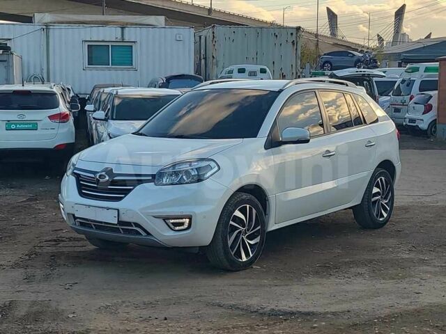 Рено Колеос 2015 в Киеве на Automoto.ua Белый Рено Колеос, объемом двигателя 2 л и пробегом 145 тыс. км за 6700 $, фото 2 на Automoto.ua