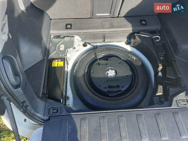 Белый Рено Колеос, объемом двигателя 2 л и пробегом 168 тыс. км за 13700 $, фото 6 на Automoto.ua