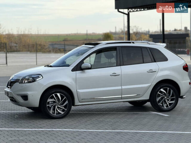 Рено Колеос 2015 в Дубно на Automoto.ua Белый Рено Колеос, объемом двигателя 2 л и пробегом 219 тыс. км за 13699 $, фото 21 на Automoto.ua