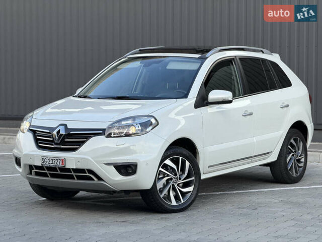 Рено Колеос 2015 в Дубно на Automoto.ua Белый Рено Колеос, объемом двигателя 2 л и пробегом 219 тыс. км за 13699 $, фото 2 на Automoto.ua