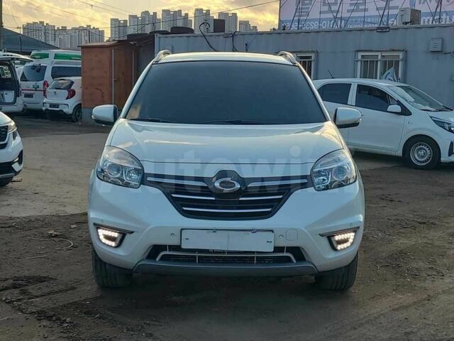 Рено Колеос 2015 в Киеве на Automoto.ua Белый Рено Колеос, объемом двигателя 2 л и пробегом 145 тыс. км за 6700 $, фото 1 на Automoto.ua