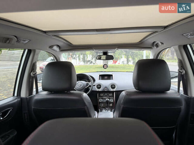 Белый Рено Колеос, объемом двигателя 2 л и пробегом 206 тыс. км за 15300 $, фото 20 на Automoto.ua