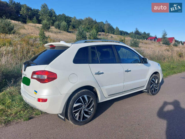 Белый Рено Колеос, объемом двигателя 2 л и пробегом 168 тыс. км за 13700 $, фото 7 на Automoto.ua