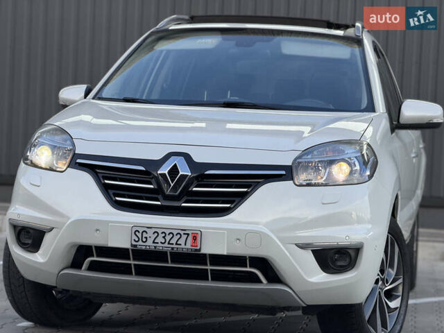 Рено Колеос 2015 в Дубно на Automoto.ua Белый Рено Колеос, объемом двигателя 2 л и пробегом 219 тыс. км за 13699 $, фото 5 на Automoto.ua