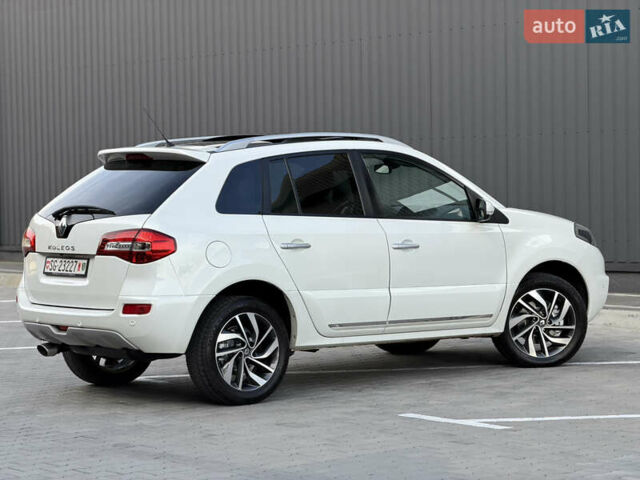 Рено Колеос 2015 в Дубно на Automoto.ua Белый Рено Колеос, объемом двигателя 2 л и пробегом 219 тыс. км за 13699 $, фото 14 на Automoto.ua