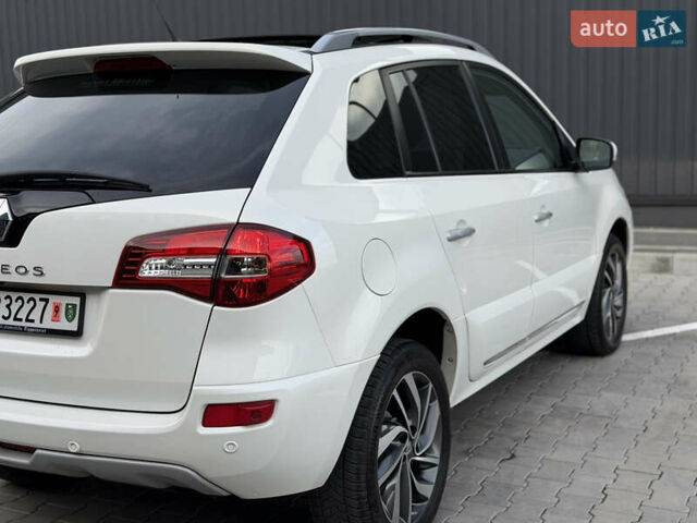 Рено Колеос 2015 в Дубно на Automoto.ua Белый Рено Колеос, объемом двигателя 2 л и пробегом 219 тыс. км за 13699 $, фото 74 на Automoto.ua