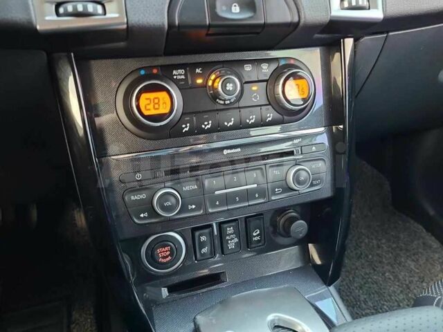 Рено Колеос 2015 в Киеве на Automoto.ua Белый Рено Колеос, объемом двигателя 2 л и пробегом 145 тыс. км за 6700 $, фото 9 на Automoto.ua