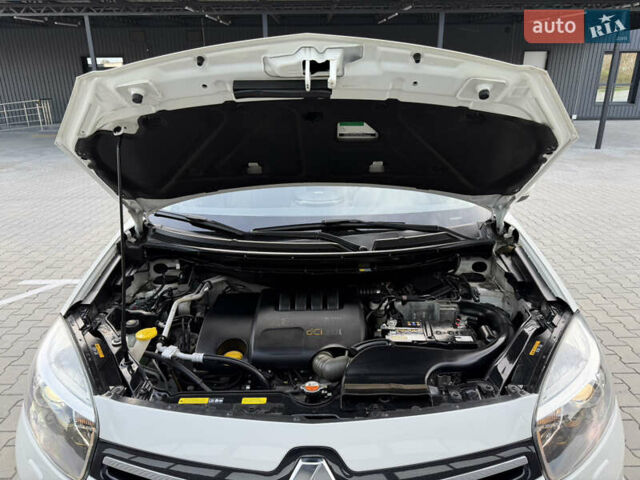 Рено Колеос 2015 в Дубно на Automoto.ua Белый Рено Колеос, объемом двигателя 2 л и пробегом 219 тыс. км за 13699 $, фото 67 на Automoto.ua