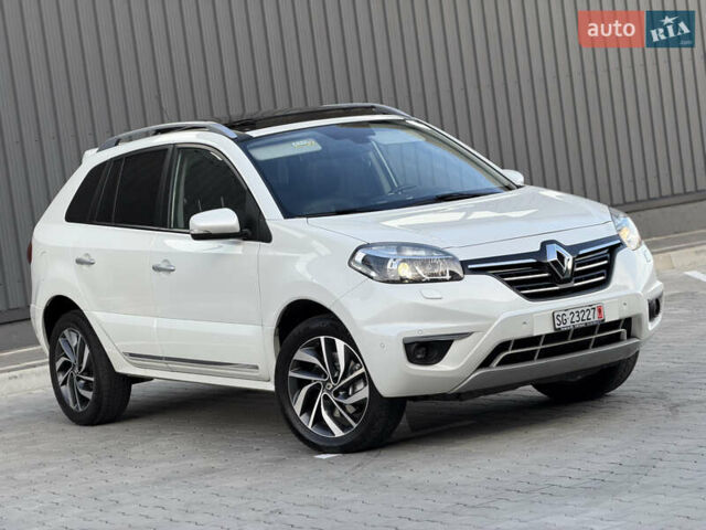 Рено Колеос 2015 в Дубно на Automoto.ua Белый Рено Колеос, объемом двигателя 2 л и пробегом 219 тыс. км за 13699 $, фото 8 на Automoto.ua