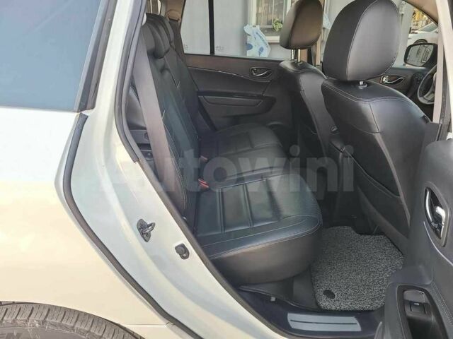 Рено Колеос 2015 в Киеве на Automoto.ua Белый Рено Колеос, объемом двигателя 2 л и пробегом 145 тыс. км за 6700 $, фото 14 на Automoto.ua