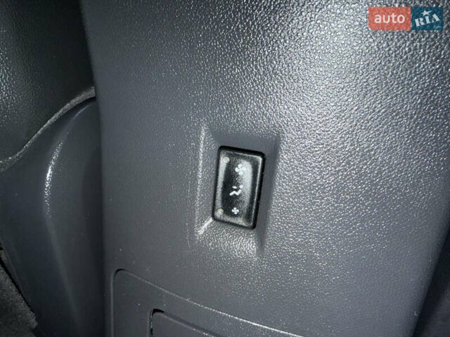 Рено Колеос 2015 в Дубно на Automoto.ua Белый Рено Колеос, объемом двигателя 2 л и пробегом 219 тыс. км за 13699 $, фото 60 на Automoto.ua