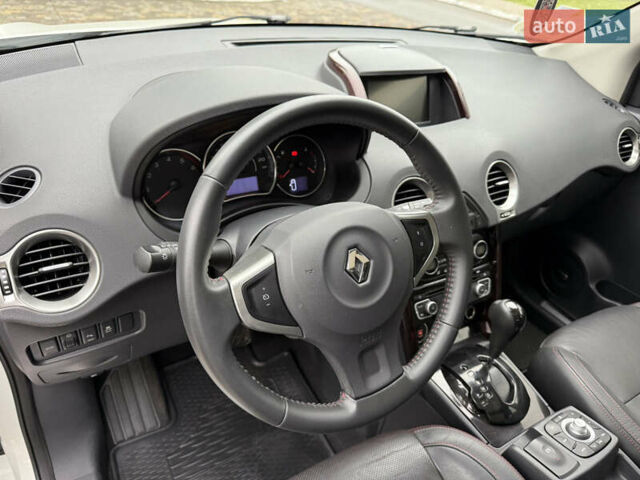 Белый Рено Колеос, объемом двигателя 2 л и пробегом 206 тыс. км за 15300 $, фото 12 на Automoto.ua