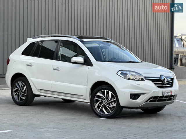 Рено Колеос 2015 в Дубно на Automoto.ua Белый Рено Колеос, объемом двигателя 2 л и пробегом 219 тыс. км за 13699 $, фото 9 на Automoto.ua