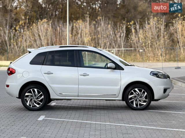 Рено Колеос 2015 в Дубно на Automoto.ua Белый Рено Колеос, объемом двигателя 2 л и пробегом 219 тыс. км за 13699 $, фото 16 на Automoto.ua
