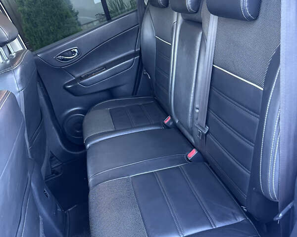 Білий Рено Колеос, об'ємом двигуна 2 л та пробігом 183 тис. км за 12950 $, фото 45 на Automoto.ua