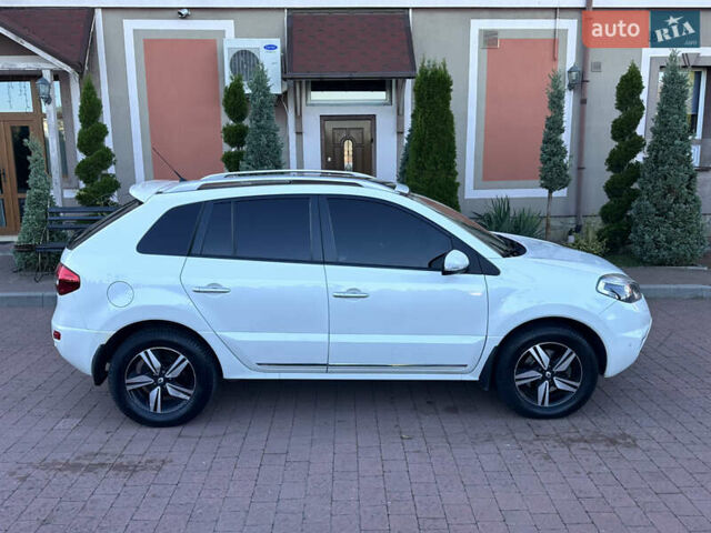 Белый Рено Колеос, объемом двигателя 2 л и пробегом 181 тыс. км за 13950 $, фото 28 на Automoto.ua