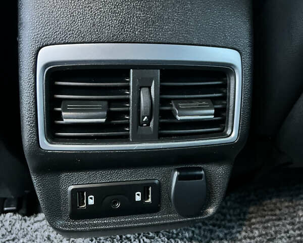 Рено Колеос 2016 в Виннице на Automoto.ua Белый Рено Колеос, объемом двигателя 2 л и пробегом 91 тыс. км за 19999 $, фото 32 на Automoto.ua