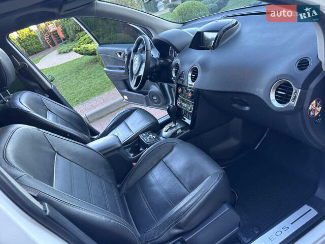 Білий Рено Колеос, об'ємом двигуна 2 л та пробігом 183 тис. км за 12950 $, фото 49 на Automoto.ua