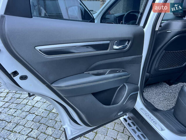 Рено Колеос 2016 в Виннице на Automoto.ua Белый Рено Колеос, объемом двигателя 2 л и пробегом 91 тыс. км за 19999 $, фото 28 на Automoto.ua