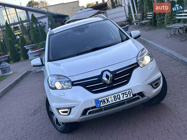 Белый Рено Колеос, объемом двигателя 2 л и пробегом 181 тыс. км за 13950 $, фото 21 на Automoto.ua