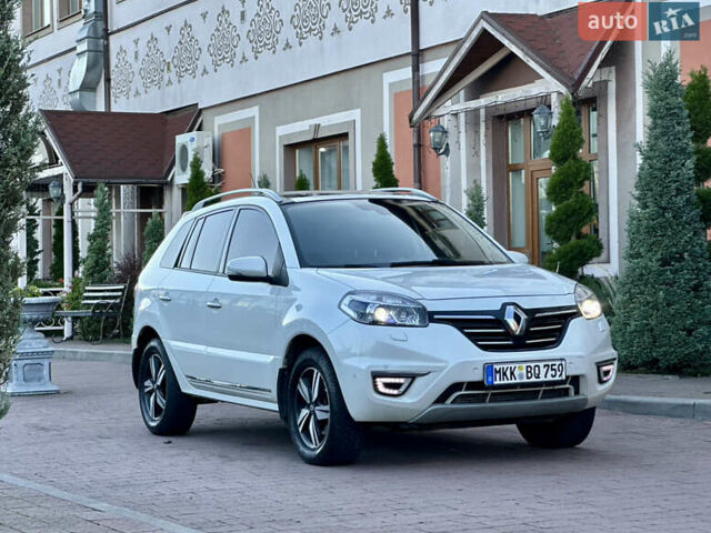 Білий Рено Колеос, об'ємом двигуна 2 л та пробігом 183 тис. км за 12950 $, фото 17 на Automoto.ua