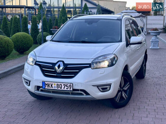 Белый Рено Колеос, объемом двигателя 2 л и пробегом 181 тыс. км за 13950 $, фото 5 на Automoto.ua