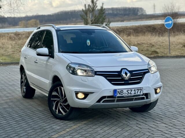 Белый Рено Колеос, объемом двигателя 2 л и пробегом 191 тыс. км за 13950 $, фото 1 на Automoto.ua