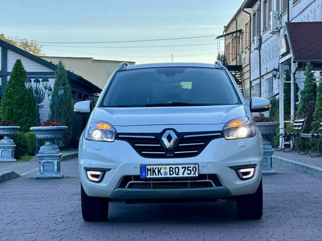 Білий Рено Колеос, об'ємом двигуна 2 л та пробігом 183 тис. км за 12950 $, фото 12 на Automoto.ua