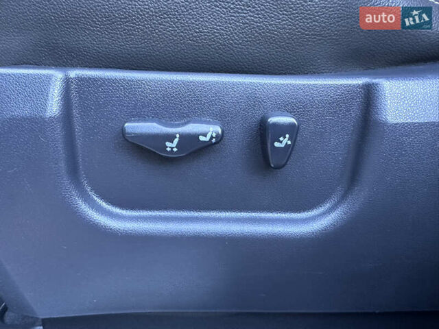 Білий Рено Колеос, об'ємом двигуна 2 л та пробігом 183 тис. км за 12950 $, фото 53 на Automoto.ua