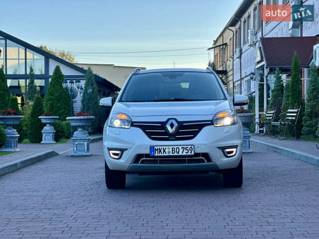 Белый Рено Колеос, объемом двигателя 2 л и пробегом 181 тыс. км за 13950 $, фото 13 на Automoto.ua