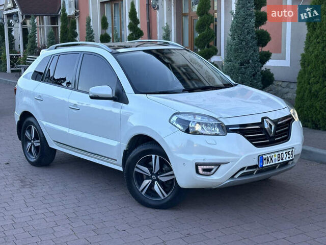 Белый Рено Колеос, объемом двигателя 2 л и пробегом 181 тыс. км за 13950 $, фото 2 на Automoto.ua