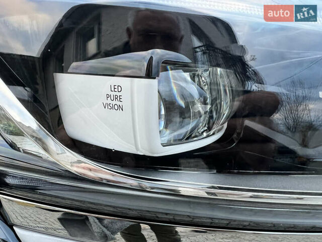 Рено Колеос 2016 в Виннице на Automoto.ua Белый Рено Колеос, объемом двигателя 2 л и пробегом 91 тыс. км за 19999 $, фото 35 на Automoto.ua