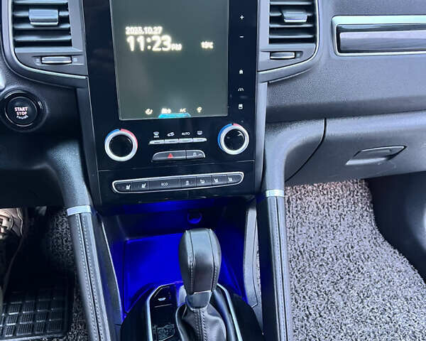 Рено Колеос 2016 в Виннице на Automoto.ua Белый Рено Колеос, объемом двигателя 2 л и пробегом 91 тыс. км за 19999 $, фото 48 на Automoto.ua