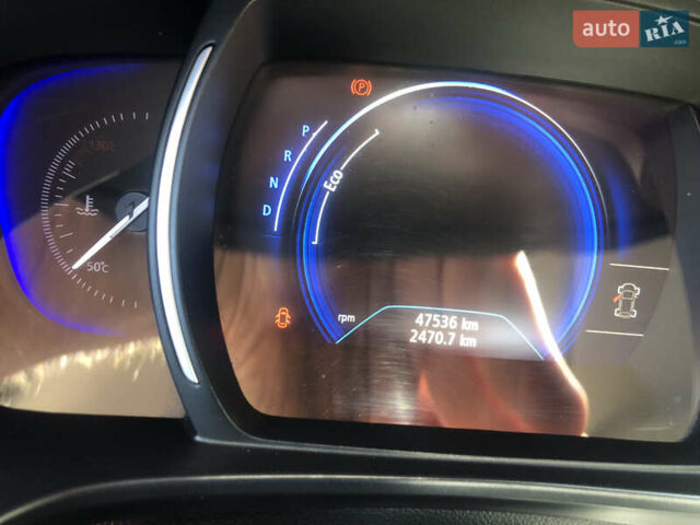 Білий Рено Колеос, об'ємом двигуна 2.49 л та пробігом 48 тис. км за 21500 $, фото 8 на Automoto.ua