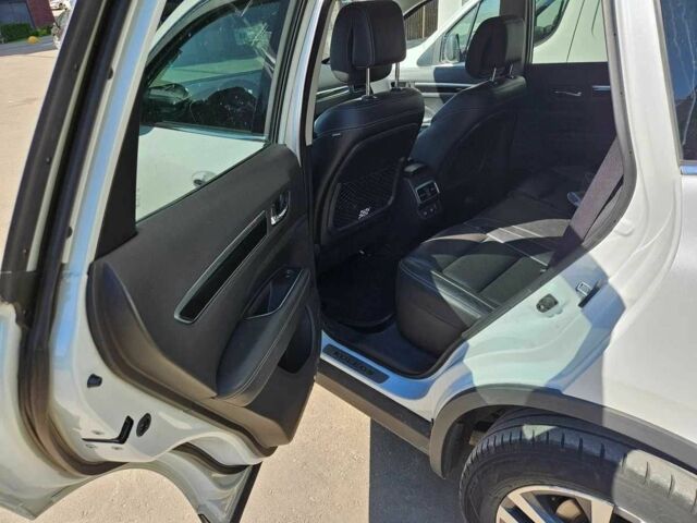 Белый Рено Колеос, объемом двигателя 2 л и пробегом 108 тыс. км за 15500 $, фото 6 на Automoto.ua