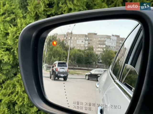 Білий Рено Колеос, об'ємом двигуна 2 л та пробігом 129 тис. км за 19400 $, фото 47 на Automoto.ua