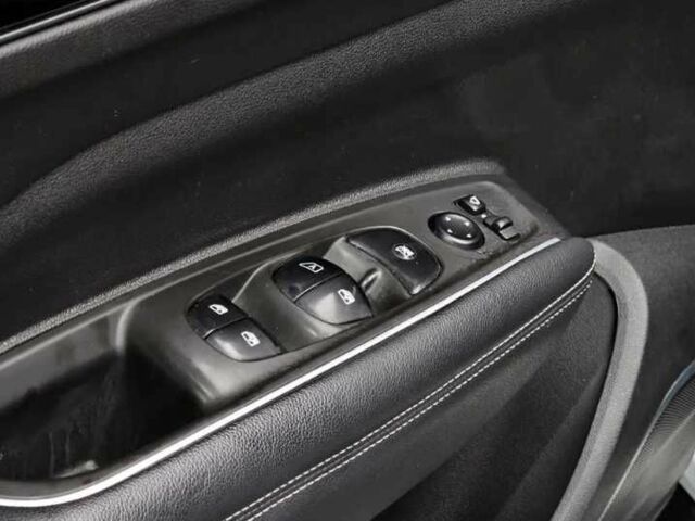 Белый Рено Колеос, объемом двигателя 2 л и пробегом 110 тыс. км за 13800 $, фото 14 на Automoto.ua