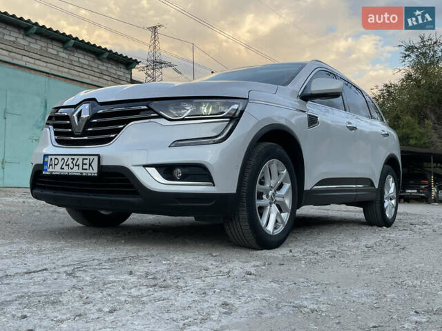 Белый Рено Колеос, объемом двигателя 2 л и пробегом 165 тыс. км за 17399 $, фото 3 на Automoto.ua