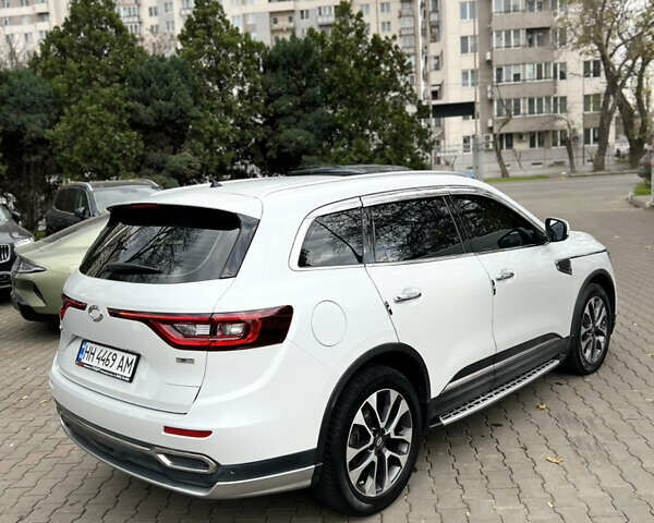 Белый Рено Колеос, объемом двигателя 2 л и пробегом 97 тыс. км за 19800 $, фото 7 на Automoto.ua