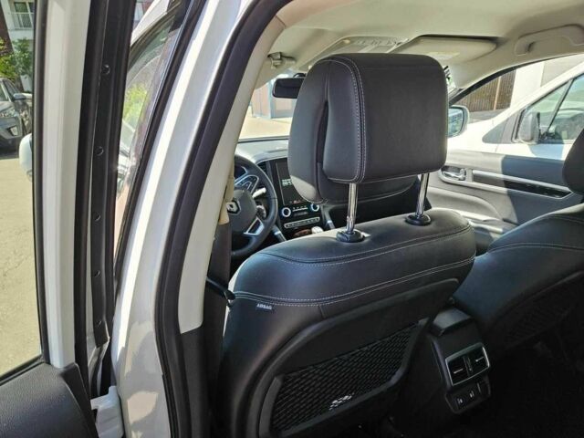 Белый Рено Колеос, объемом двигателя 2 л и пробегом 108 тыс. км за 15500 $, фото 11 на Automoto.ua