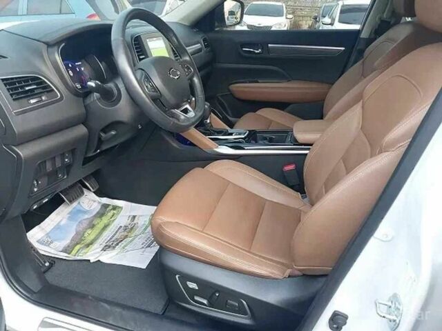 Білий Рено Колеос, об'ємом двигуна 2 л та пробігом 120 тис. км за 15500 $, фото 4 на Automoto.ua