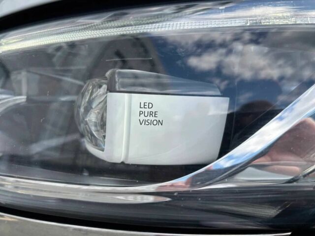 Рено Колеос 2018 у Києві на Automoto.ua Білий Рено Колеос, об'ємом двигуна 0 л та пробігом 77 тис. км за 17999 $, фото 4 на Automoto.ua