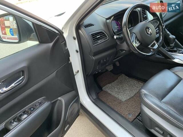 Белый Рено Колеос, объемом двигателя 2 л и пробегом 202 тыс. км за 17999 $, фото 8 на Automoto.ua