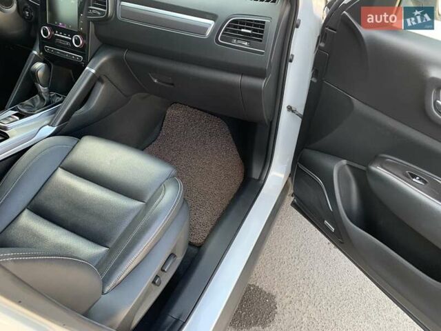 Белый Рено Колеос, объемом двигателя 2 л и пробегом 202 тыс. км за 17999 $, фото 9 на Automoto.ua