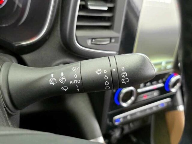 Рено Колеос 2018 в Киеве на Automoto.ua Белый Рено Колеос, объемом двигателя 2 л и пробегом 38 тыс. км за 12300 $, фото 11 на Automoto.ua