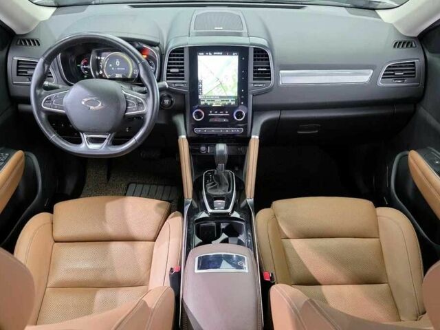 Рено Колеос 2018 в Киеве на Automoto.ua Белый Рено Колеос, объемом двигателя 2 л и пробегом 38 тыс. км за 12300 $, фото 5 на Automoto.ua