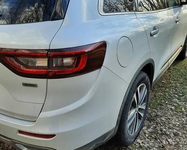 Белый Рено Колеос, объемом двигателя 2.49 л и пробегом 28 тыс. км за 23900 $, фото 3 на Automoto.ua