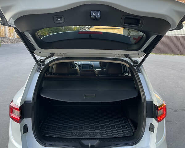 Белый Рено Колеос, объемом двигателя 2 л и пробегом 88 тыс. км за 25800 $, фото 43 на Automoto.ua