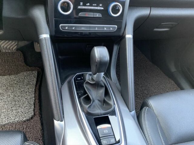 Білий Рено Колеос, об'ємом двигуна 2 л та пробігом 89 тис. км за 18700 $, фото 10 на Automoto.ua